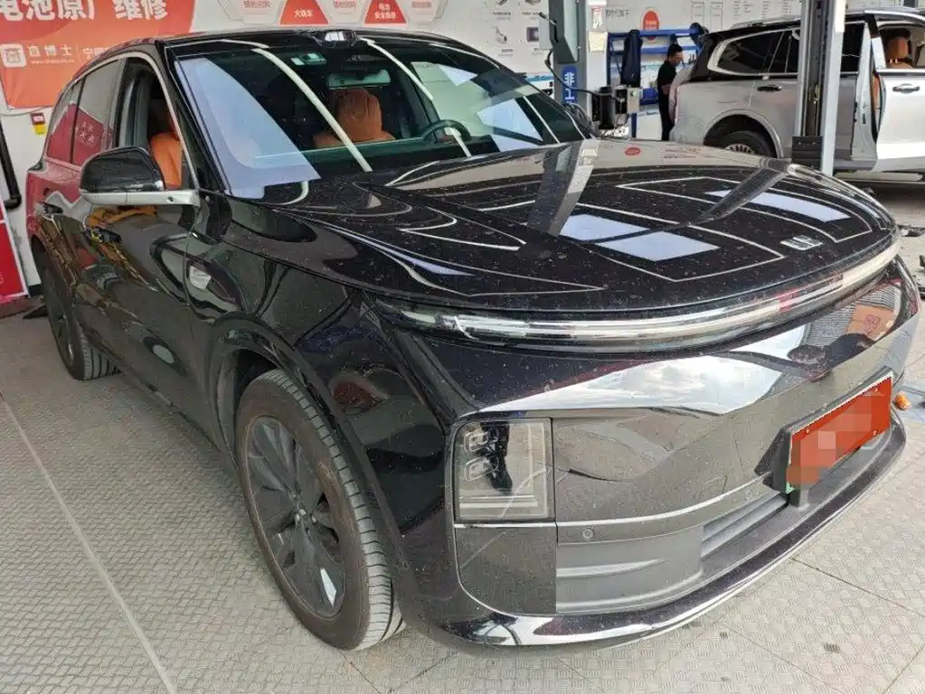 Li Auto L6 2025 Pro