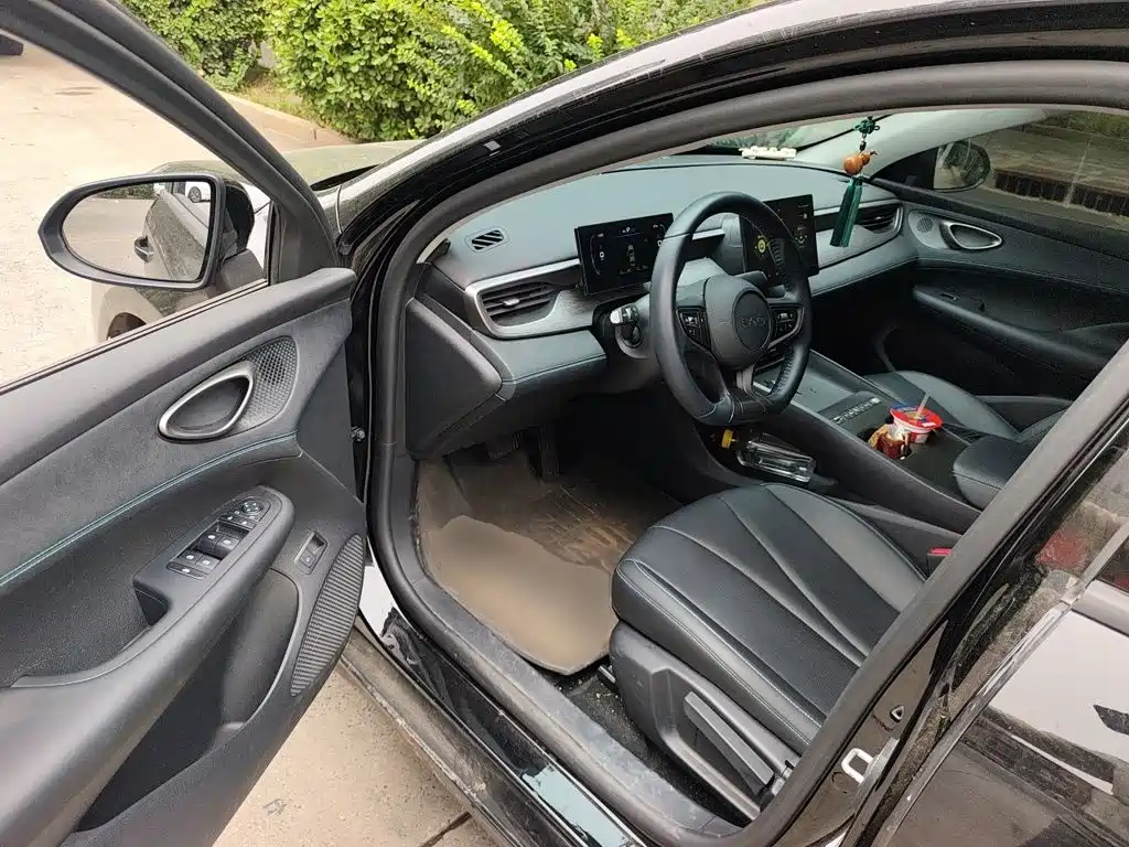 BYD Seal 05 DM-i — миниатюра 12