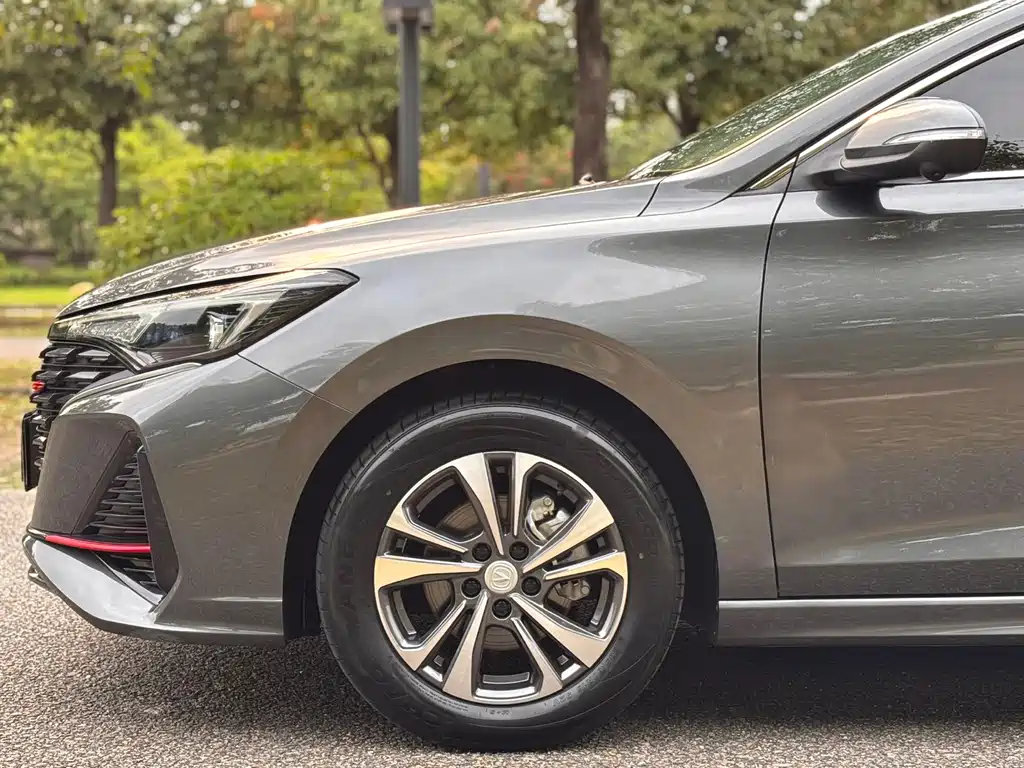 Changan Eado — миниатюра 12