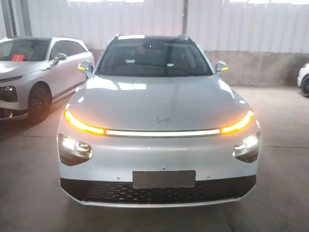 XPeng G9 — миниатюра 3