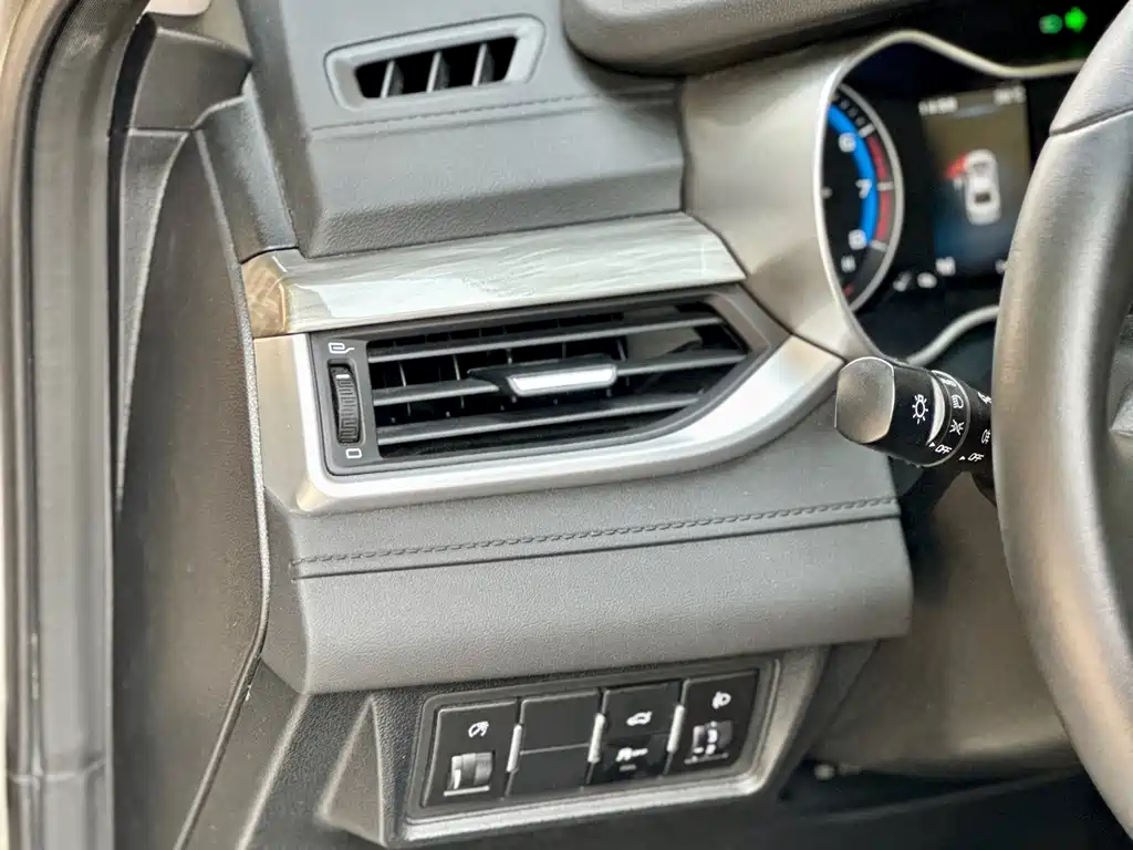 Geely Emgrand — миниатюра 22