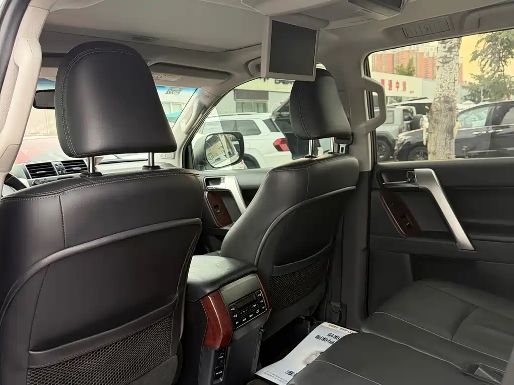 Toyota Prado — миниатюра 4