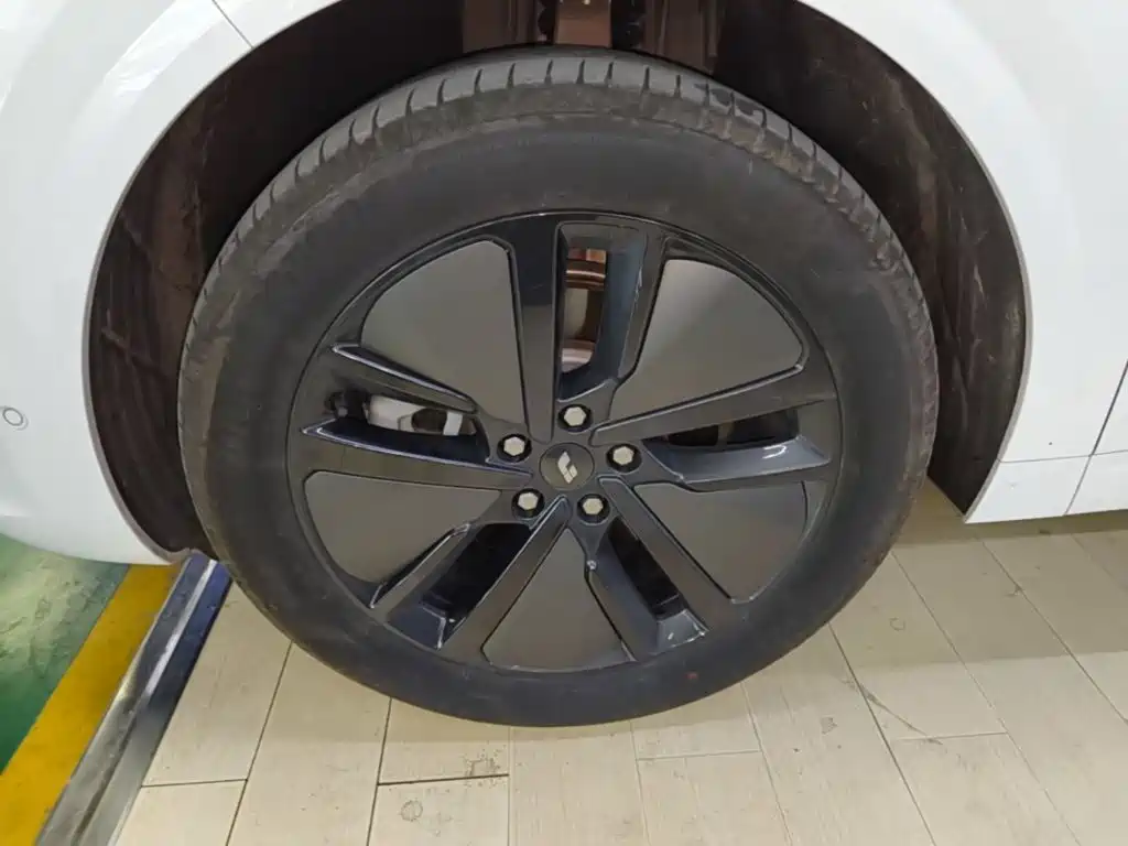 Li Auto Li L6 — миниатюра 23