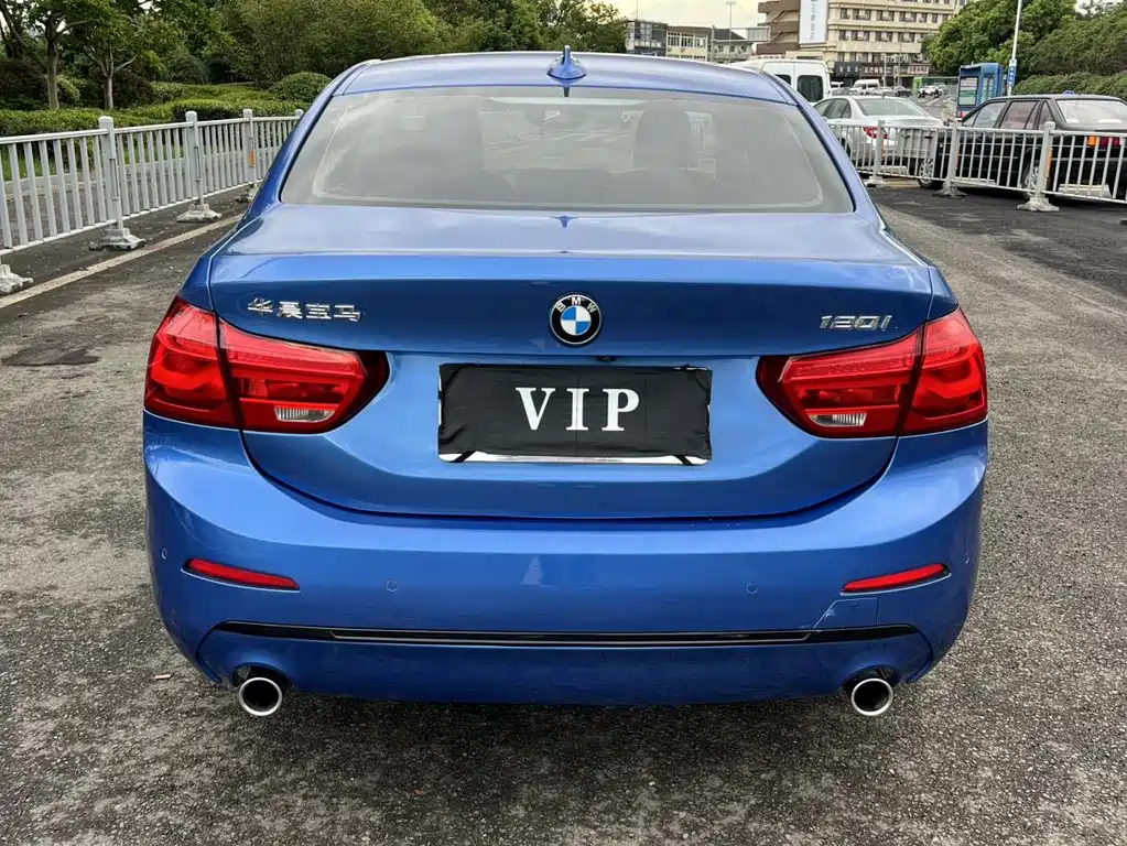 BMW 1 Series — миниатюра 12