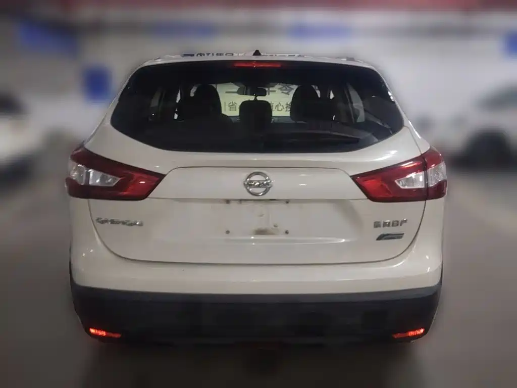 Nissan Qashqai — миниатюра 8