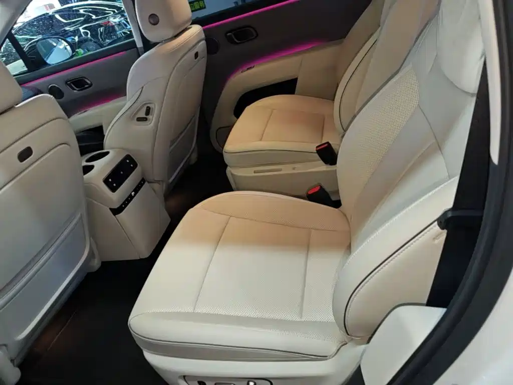 Li Auto Li i8 — миниатюра 17