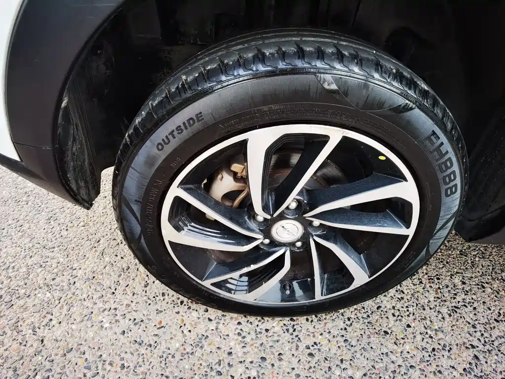 Zotye Zotye T300 — миниатюра 10
