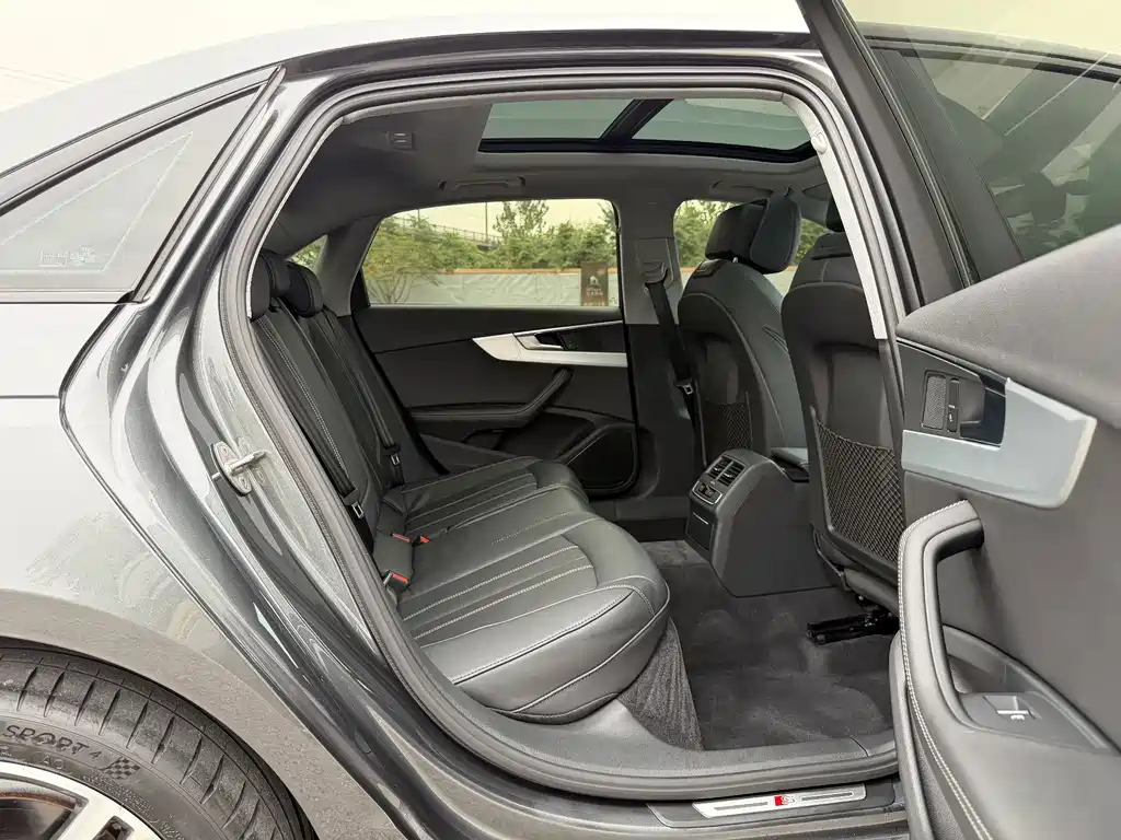 Audi A4L — миниатюра 16