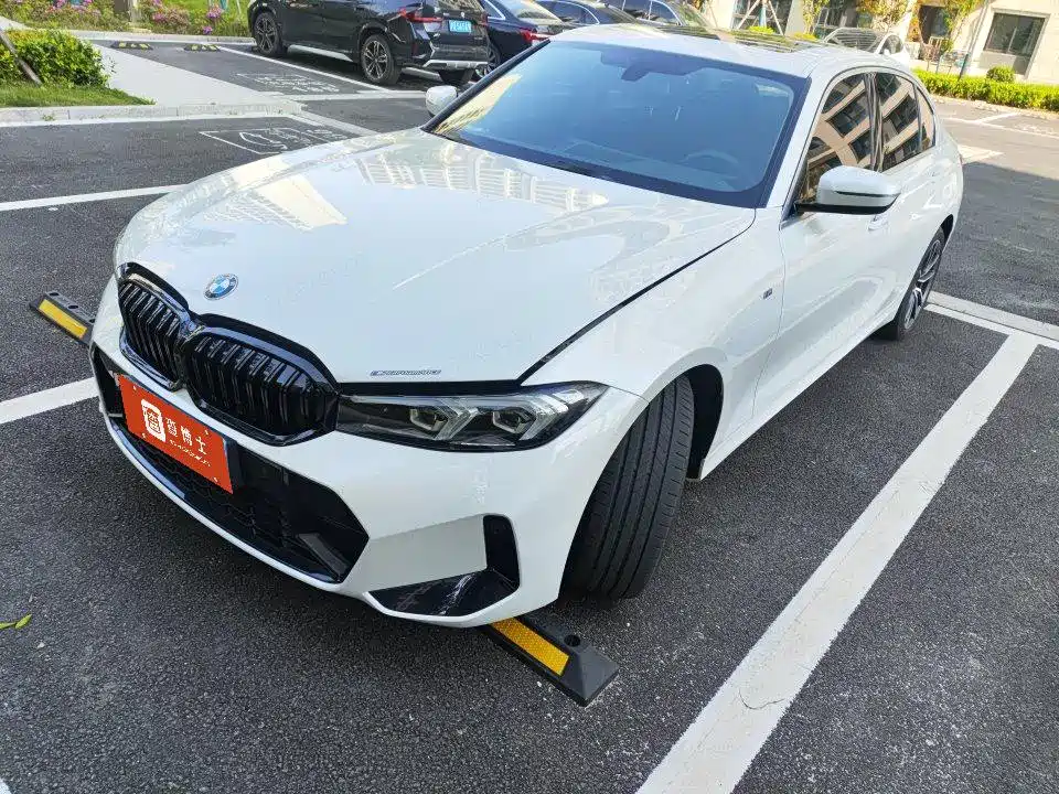 BMW 3 Series 2023