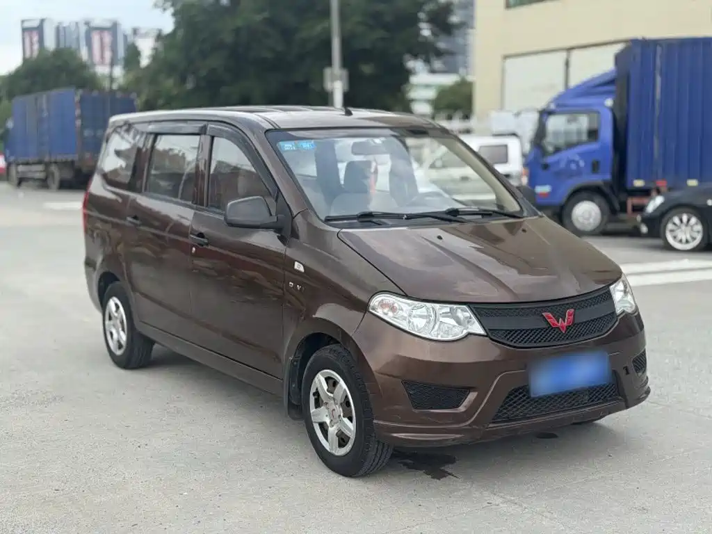Wuling Hongguang — миниатюра 4