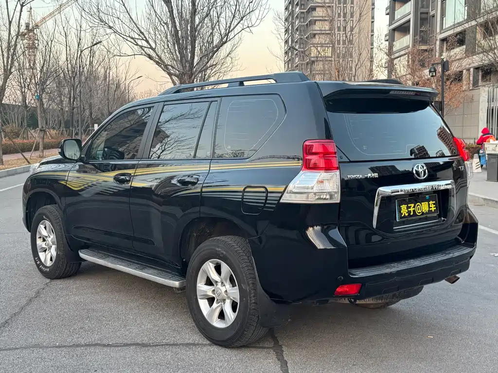 Toyota Land Cruiser Prado 2010 4.0L AT TX-L