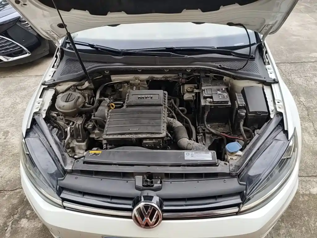 Volkswagen Golf — миниатюра 20