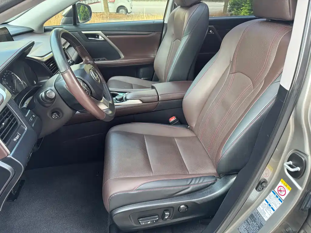 Lexus RX — миниатюра 7