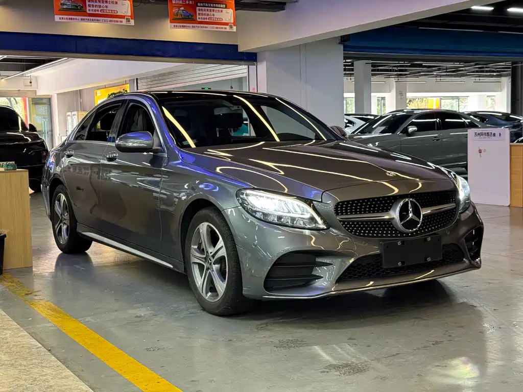 Mercedes-Benz C-Class — миниатюра 4
