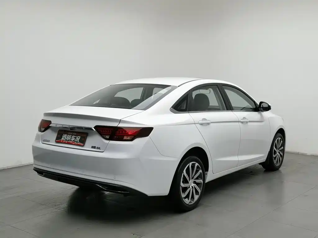 Geely Emgrand GL — миниатюра 2