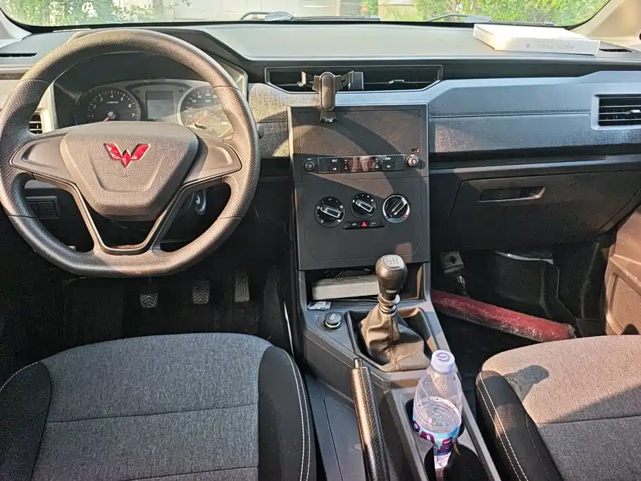 Wuling Hongguang PLUS — миниатюра 12