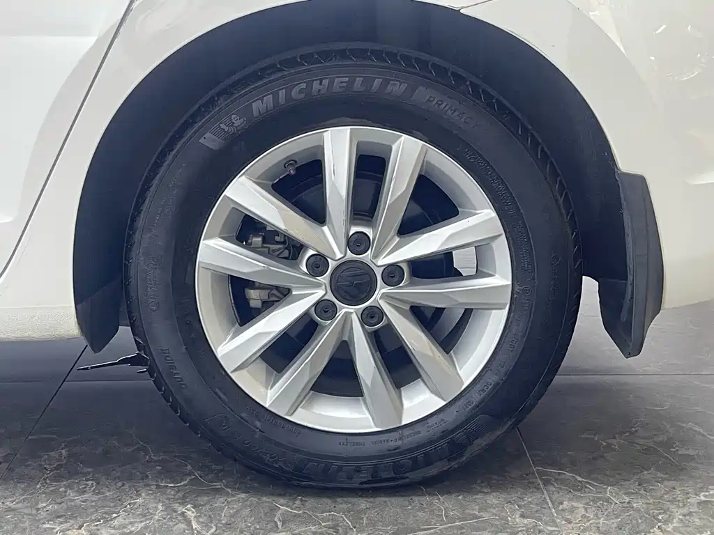 Volkswagen Touran — миниатюра 8