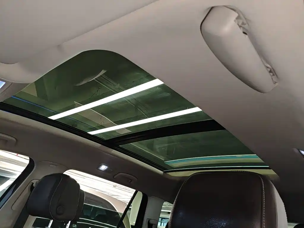 Volkswagen Teramont — миниатюра 18
