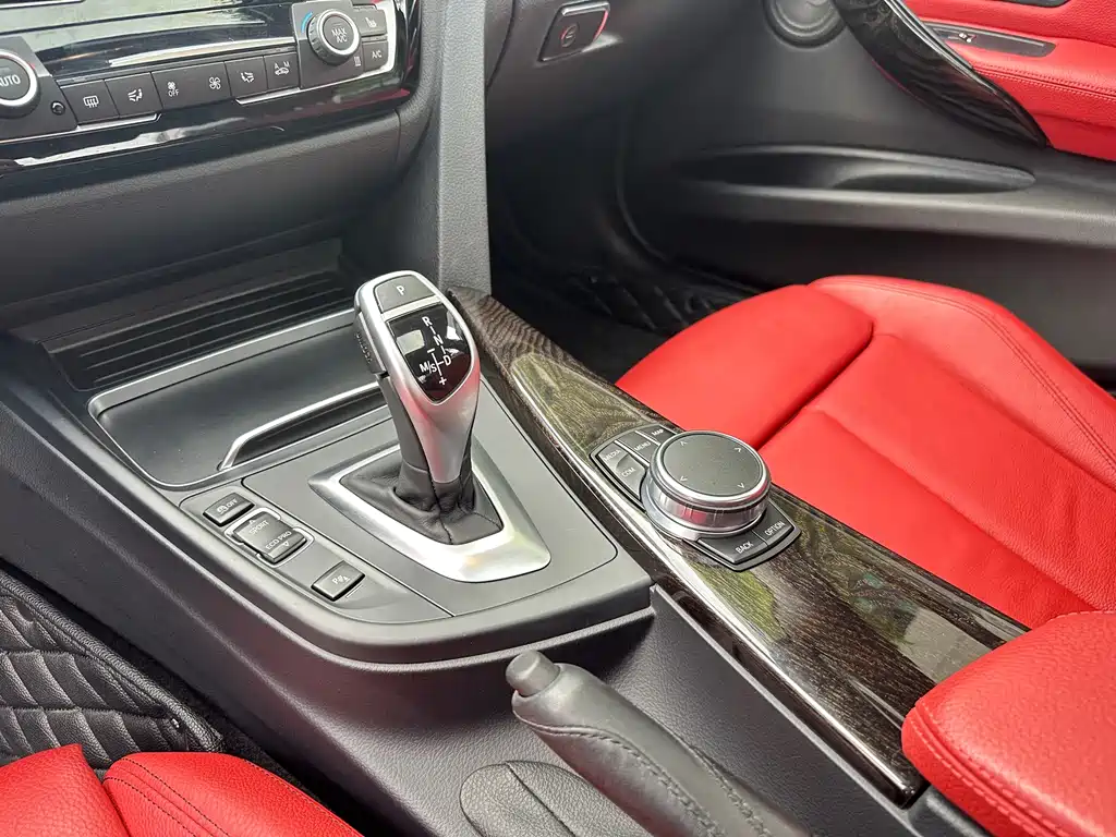 BMW 3 Series — миниатюра 15
