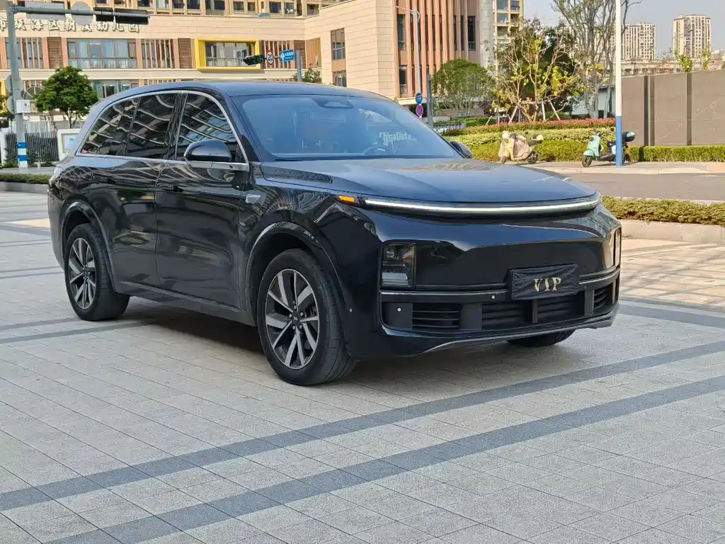 Li Auto IDEAL L8