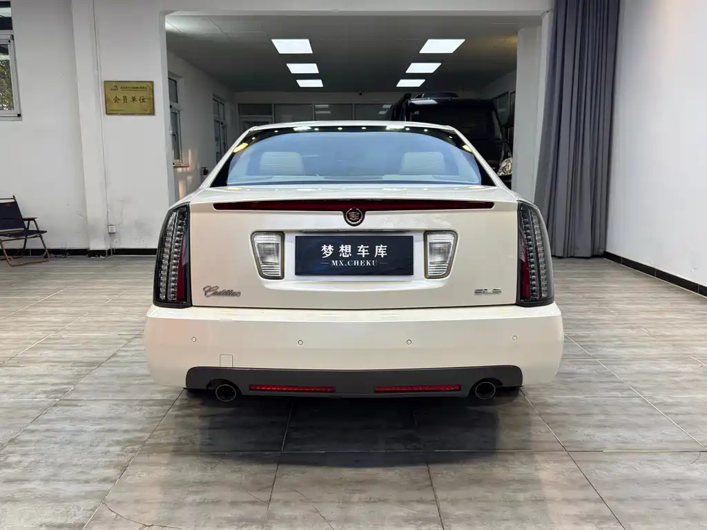 Cadillac SLS 2007 2.8 Luxury
