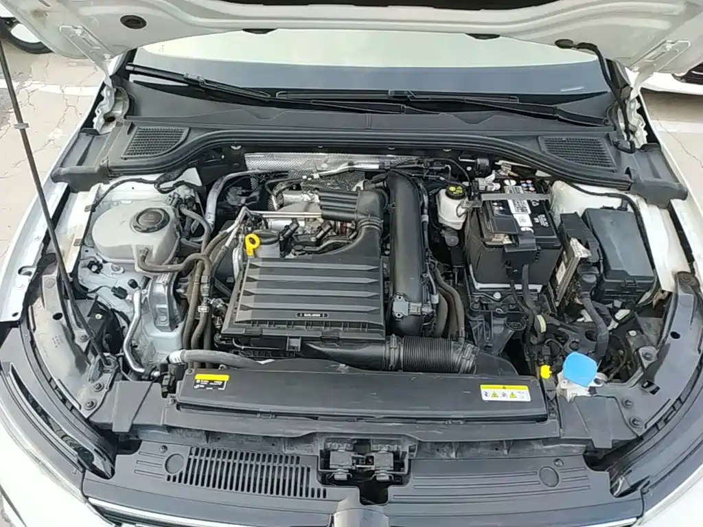 Volkswagen Golf — миниатюра 20