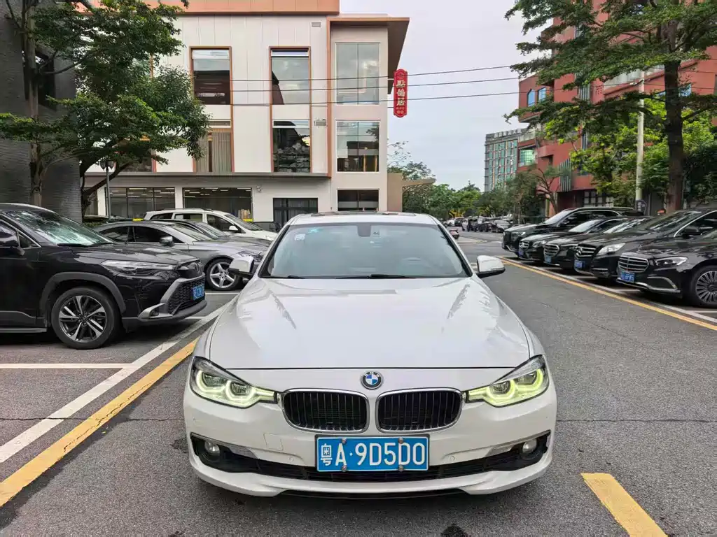 BMW 3 Series — миниатюра 2