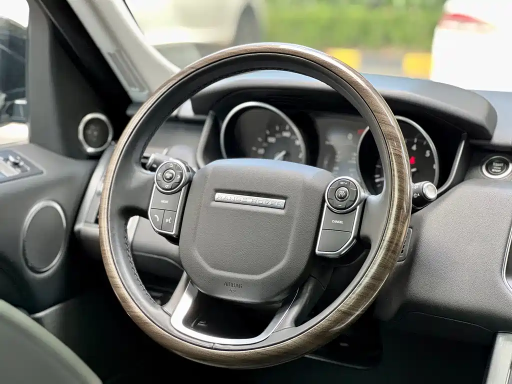 Land Rover Sport — миниатюра 10