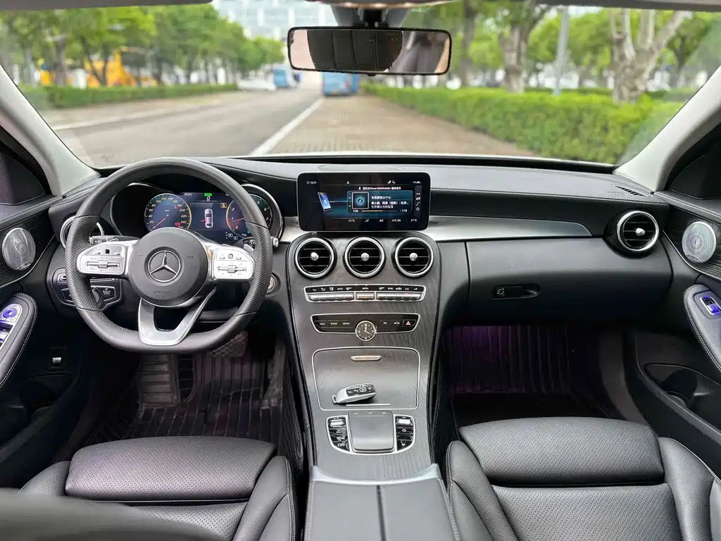 Mercedes-Benz C-Class — миниатюра 9