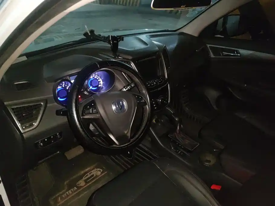 Changan CS75 — миниатюра 12