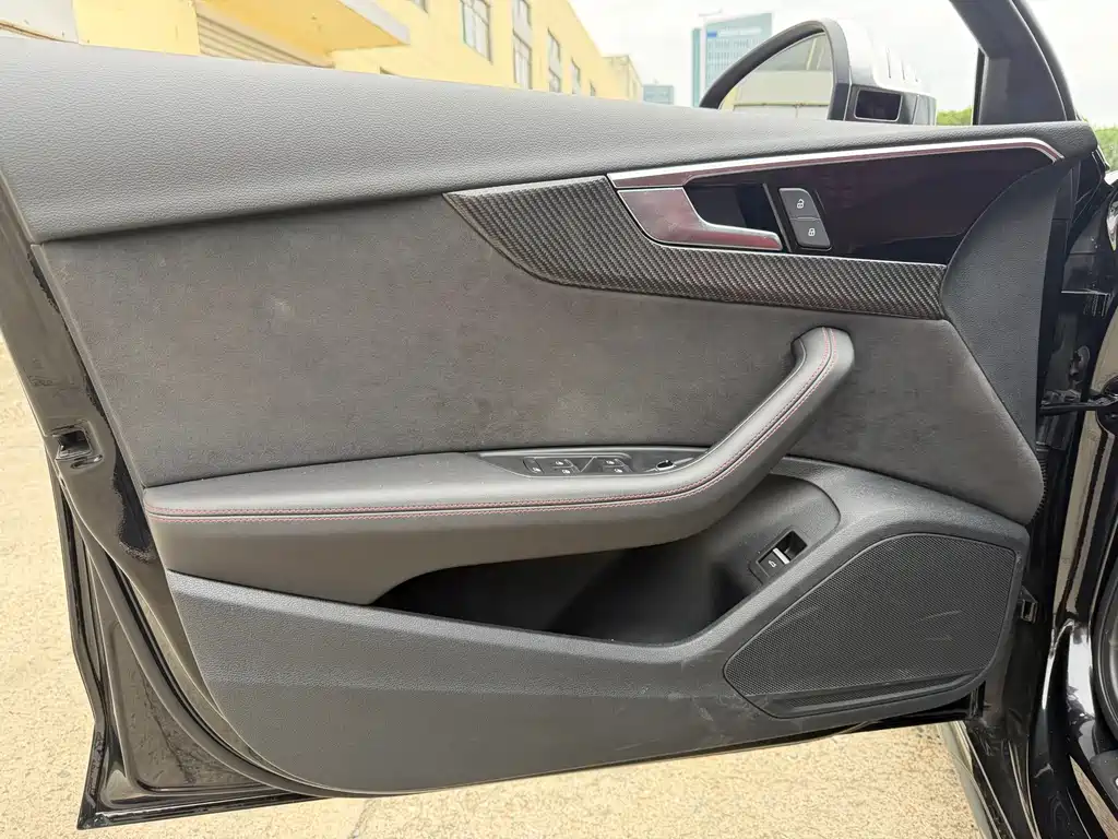 Audi S4 — миниатюра 17