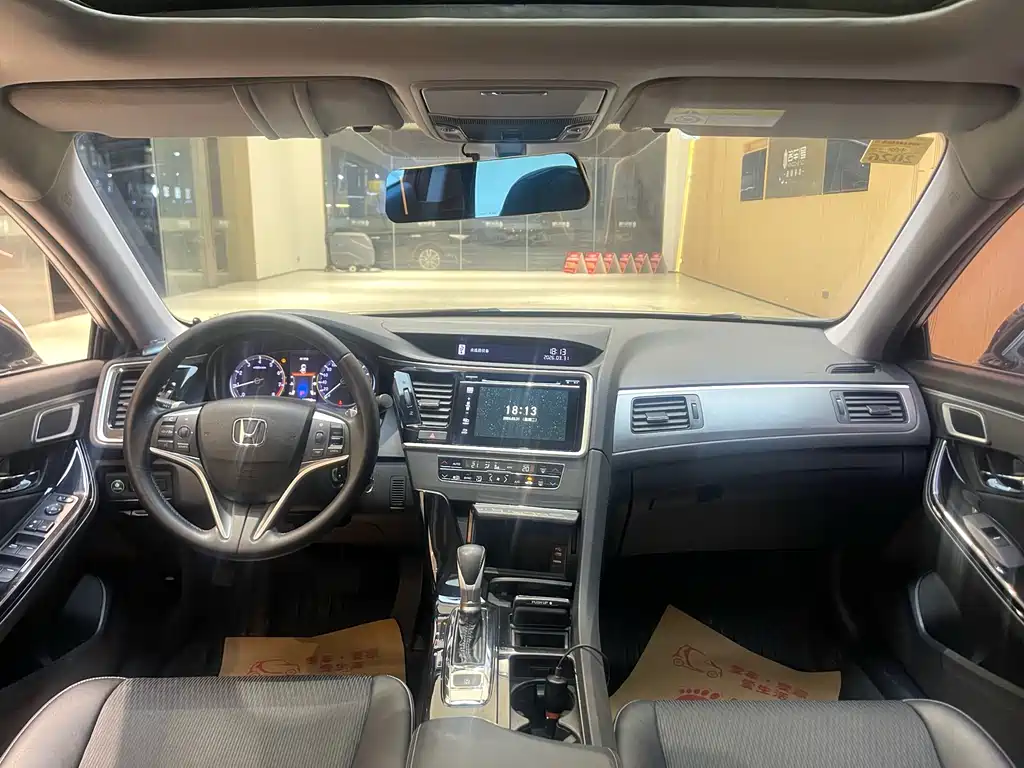 Honda Spirior 2.0L Classic Edition, фото 10