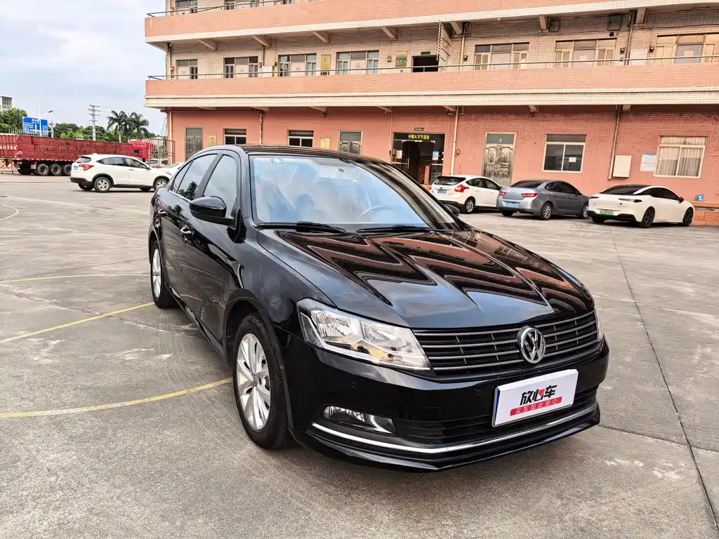Volkswagen Lavida 2017 1.6L AT Comfort