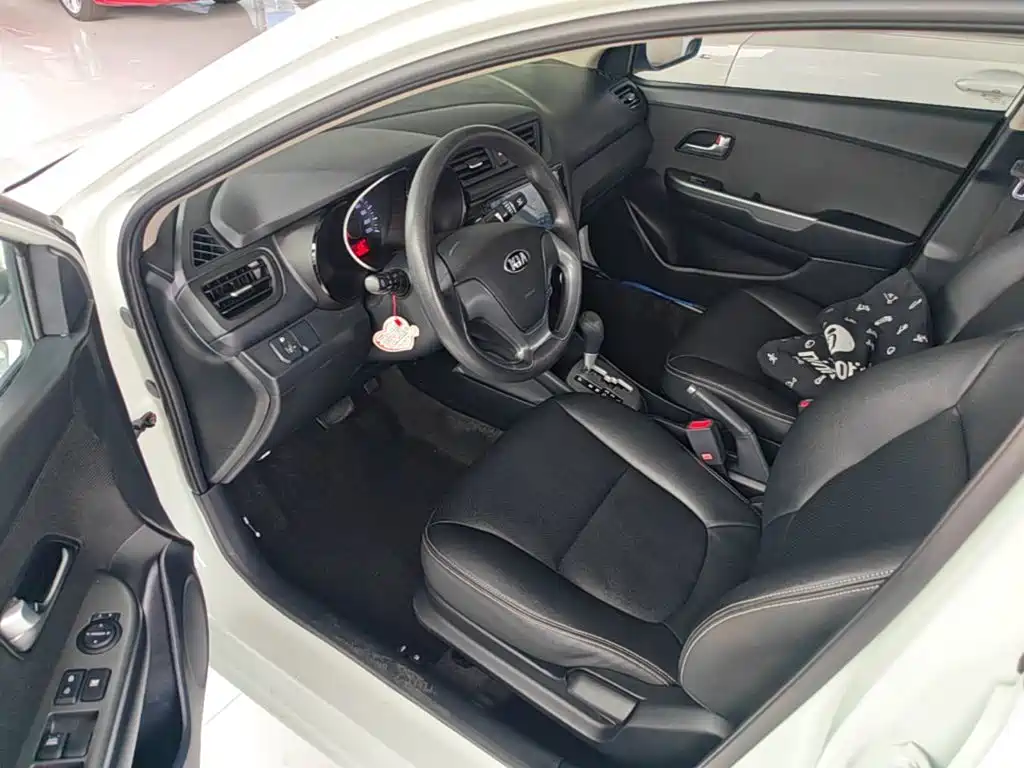 Kia K2 — миниатюра 16