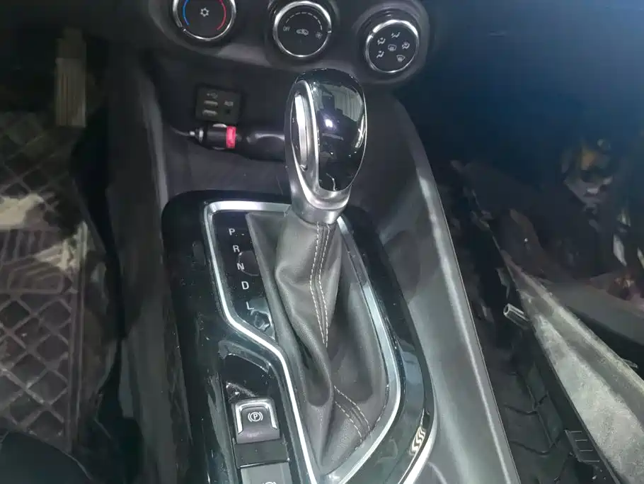 Buick Verano — миниатюра 16