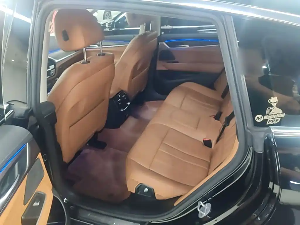 BMW 6 Series GT — миниатюра 17
