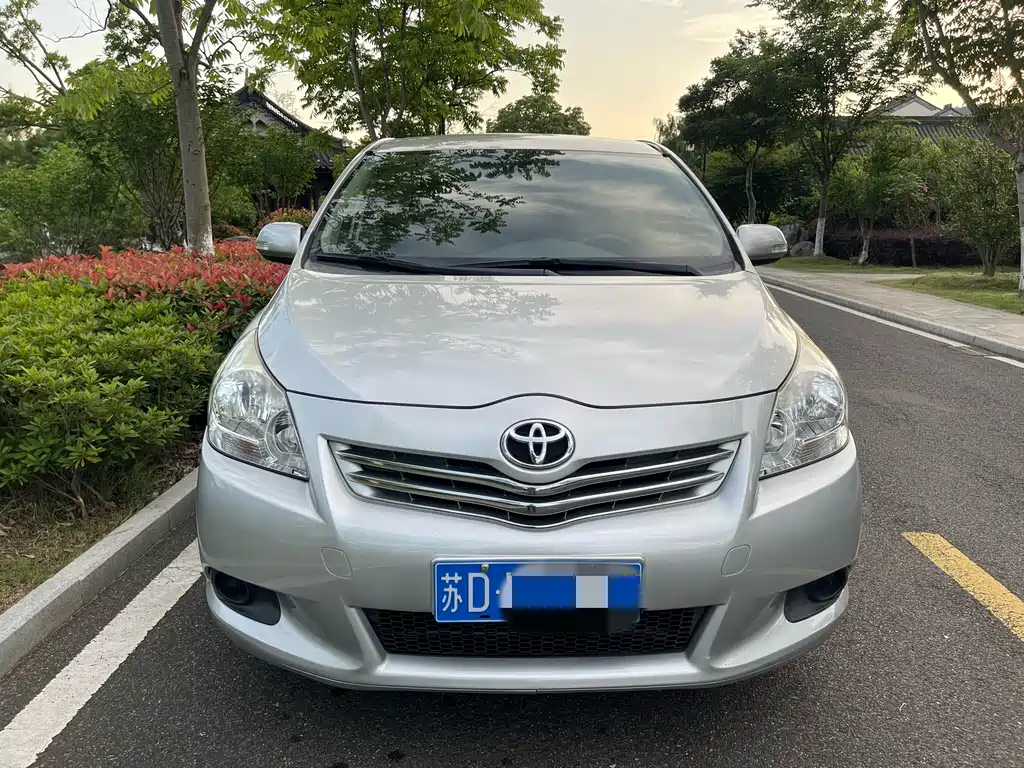 Toyota Verso 2012 180G CVT Comfort