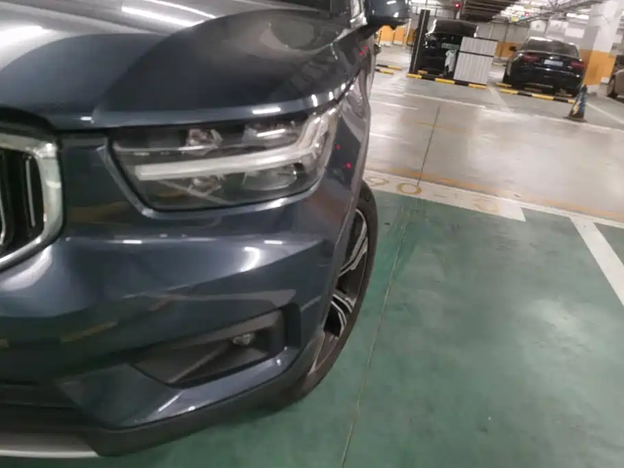 Volvo XC40 — миниатюра 5