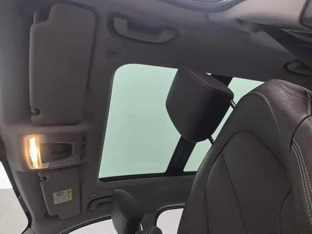 BMW X1 — миниатюра 14