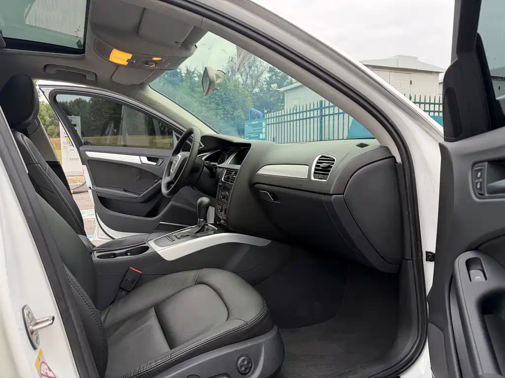 Audi A4L — миниатюра 12