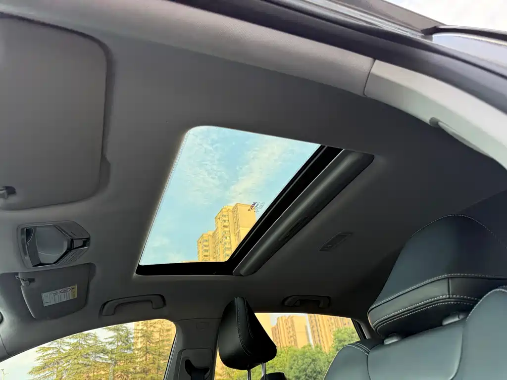 Geely Emgrand — миниатюра 18