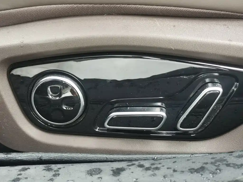 BYD Han — миниатюра 14