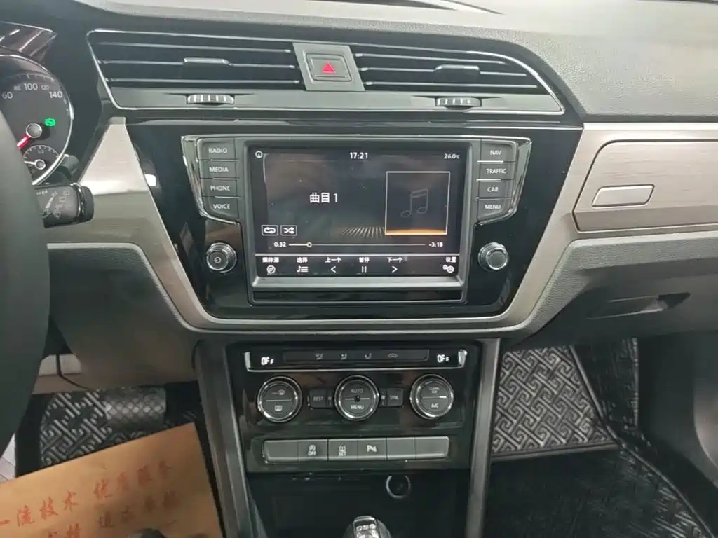 Volkswagen Touran — миниатюра 13