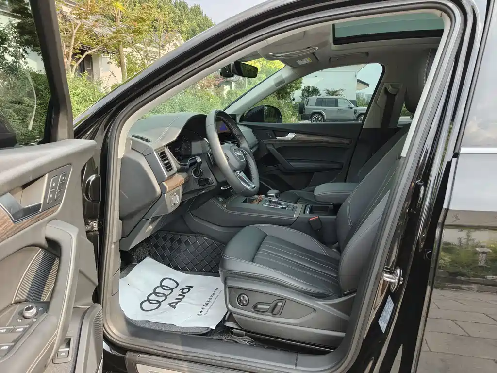 Audi Q5L 2022 45T Luxury
