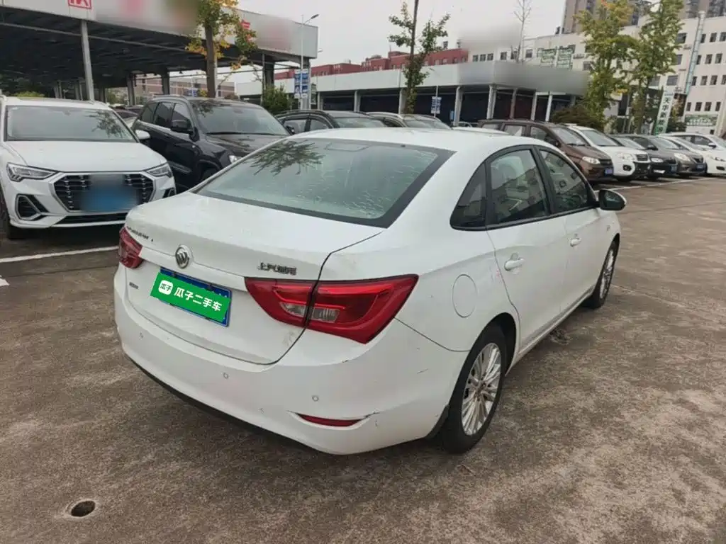 Buick Excelle — миниатюра 7