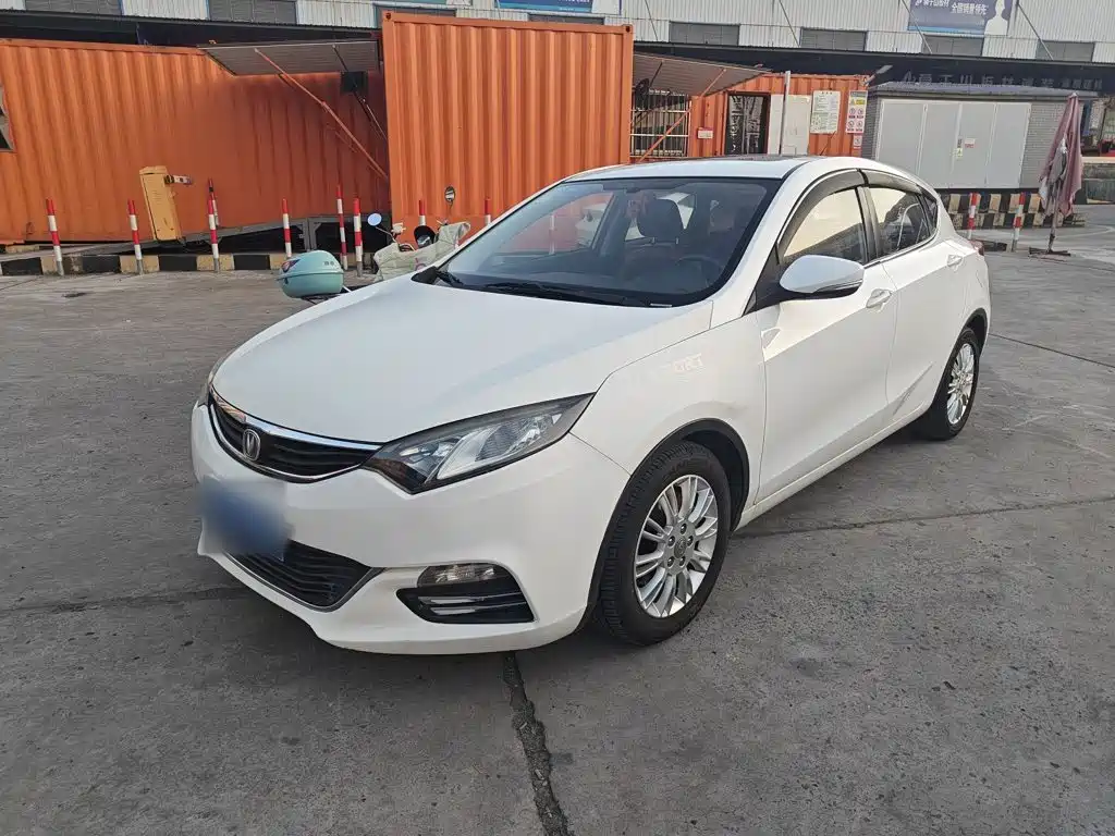 Changan EadoXT