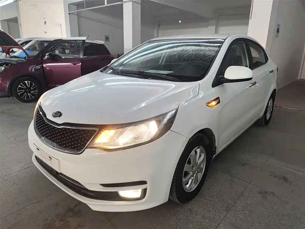 Kia K2 2015
