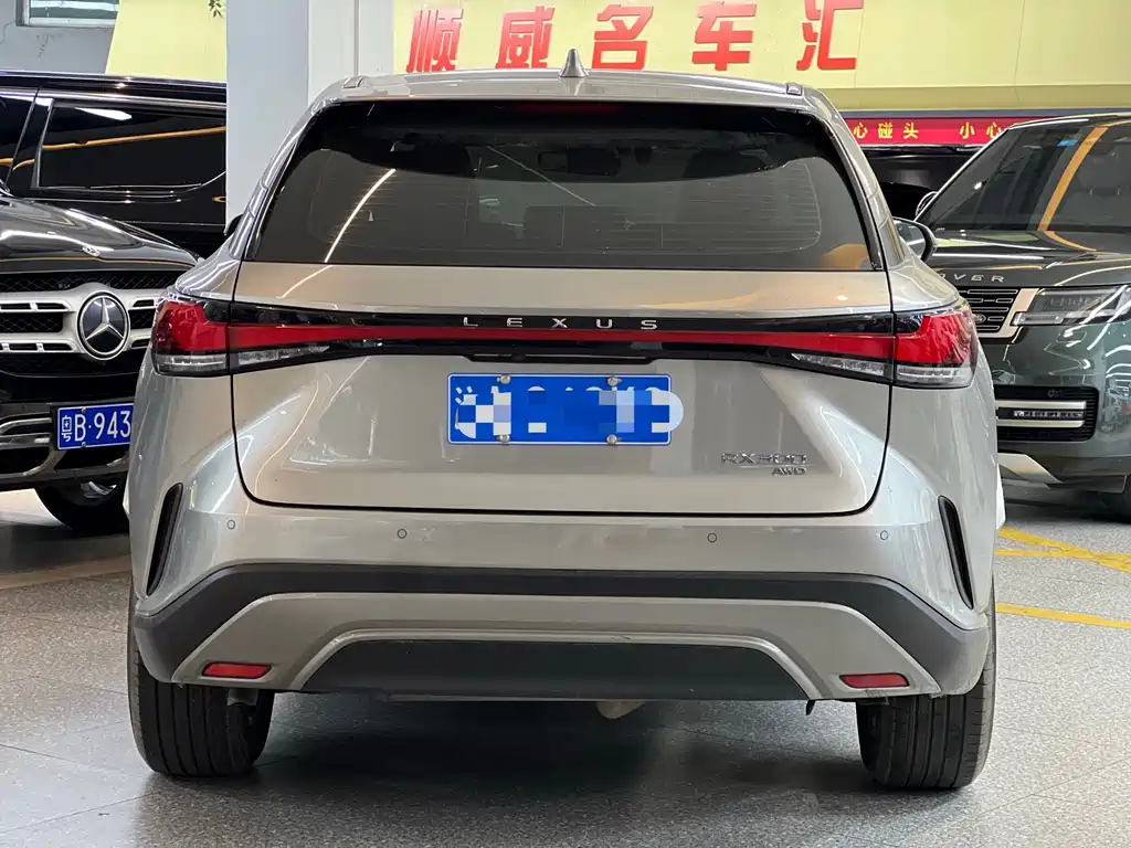 Lexus RX — миниатюра 3