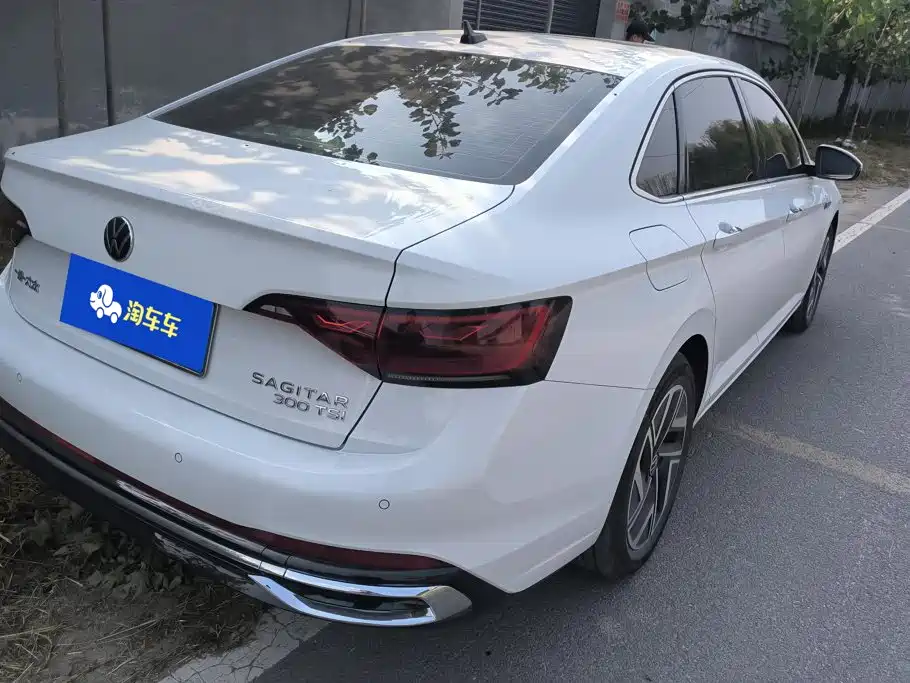 Volkswagen Sagitar — миниатюра 3