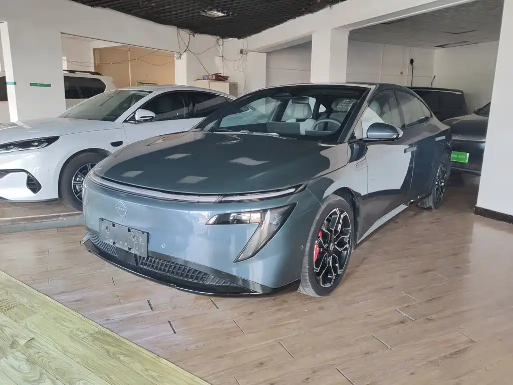 Nissan N7
